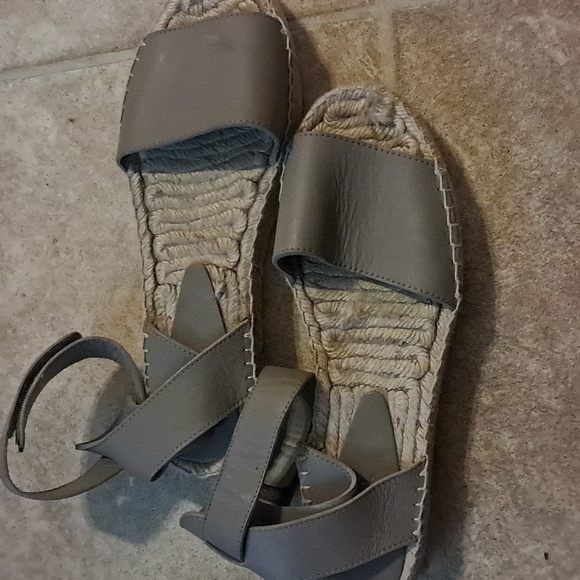 Vince Edie Leather Espadrille Gray 9 Casual  Boho Vacaay Festival Neutral Preown - Picture 10 of 10